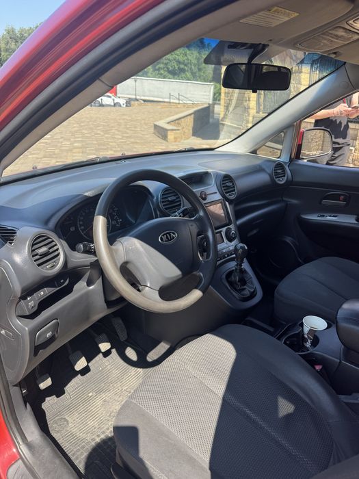 Продам Kia Carens 2008 г. 2.0 дизель