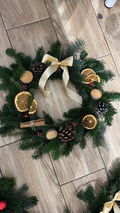 Stroik świąteczny wieniec