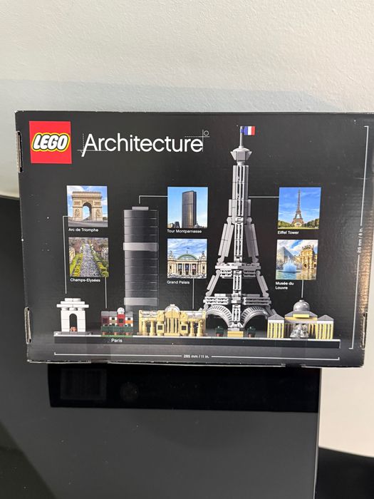 Lego Architecture 21044