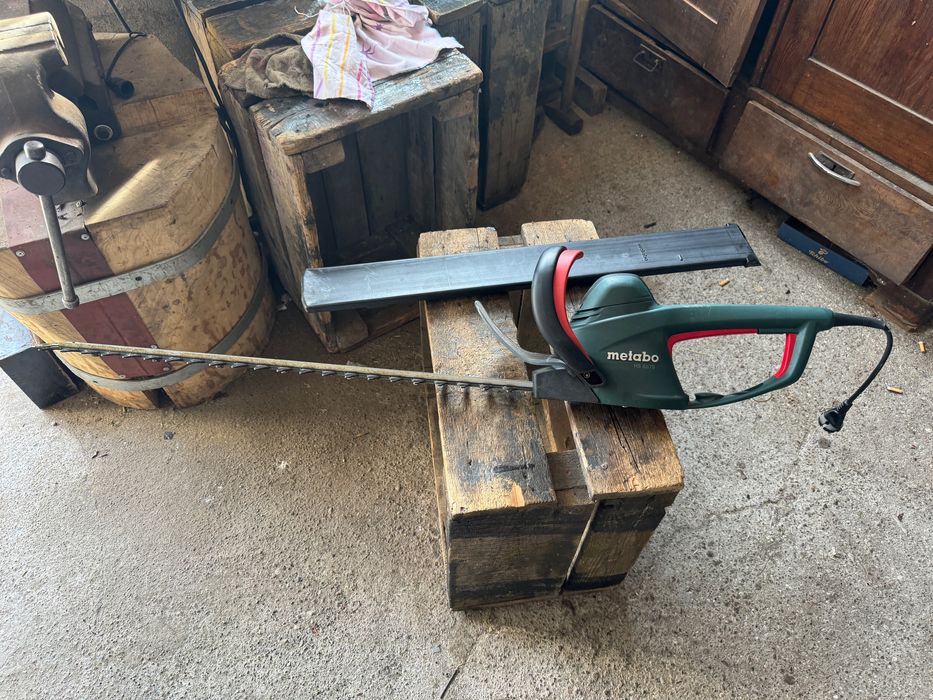Nożyce do żywopłotu METABO HS 8875