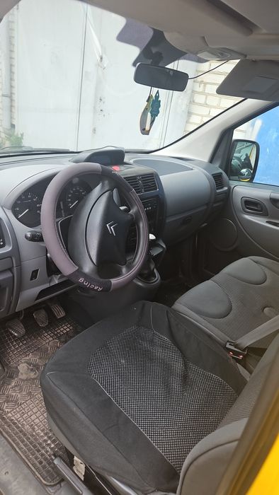 сітроен джампі 2007 рок 2.0 HDI