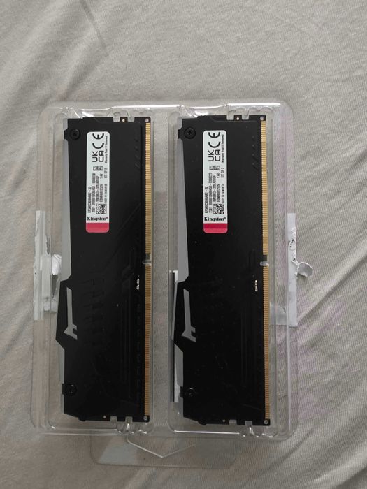 Kingston FURY Beast RGB 32GB (2x16GB) DDR5 6000MT/s CL30