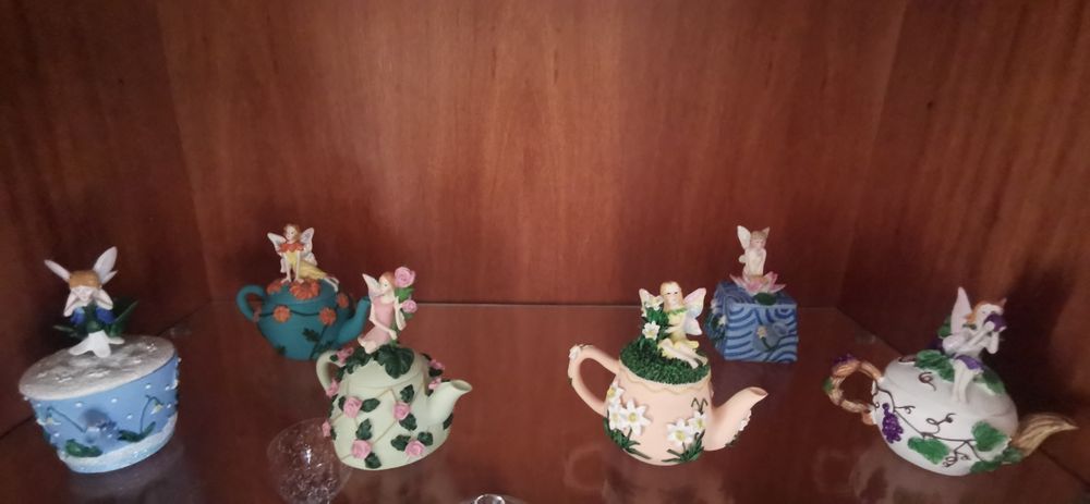 Conjunto de chaleiras decorativas