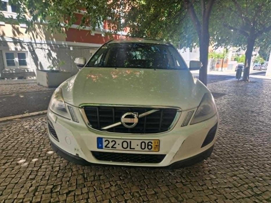VOLVO SUV in good overall condition