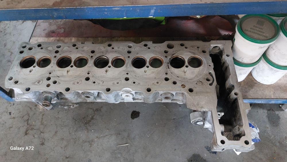 Продам головку 2.9 спринтер е210 проверена