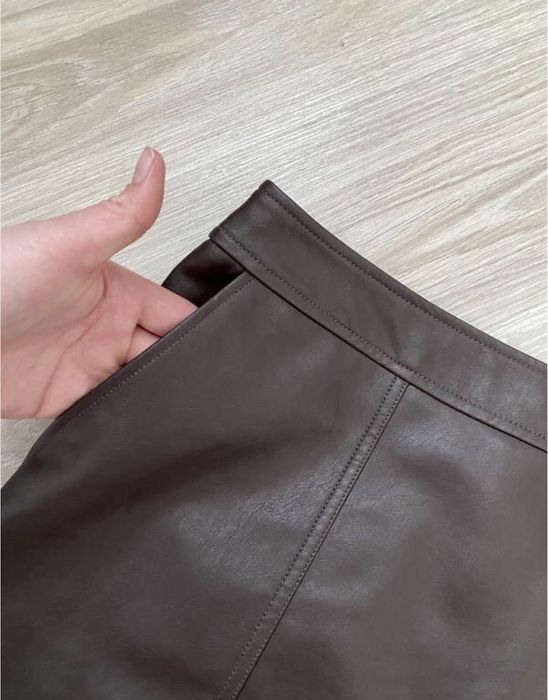 Спідниця з екошкіри