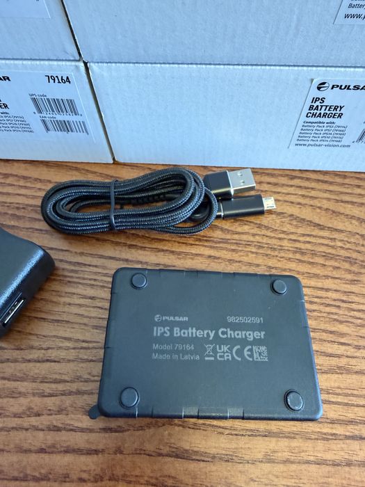Зарядний пристрій Pulsar IPS Battery Charger