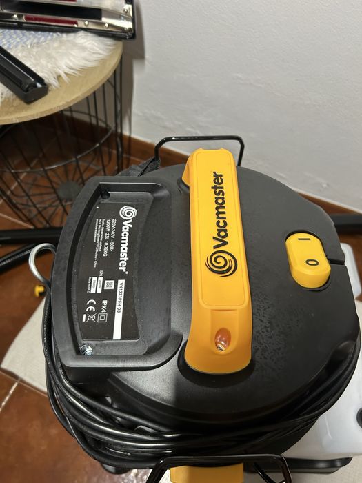 Aluguer máquina de limpeza de colchoes, carpetes e estofos