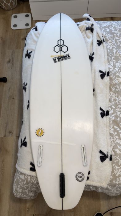 Prancha surf Al Merrick Happy Everyday 5’10 30.9L