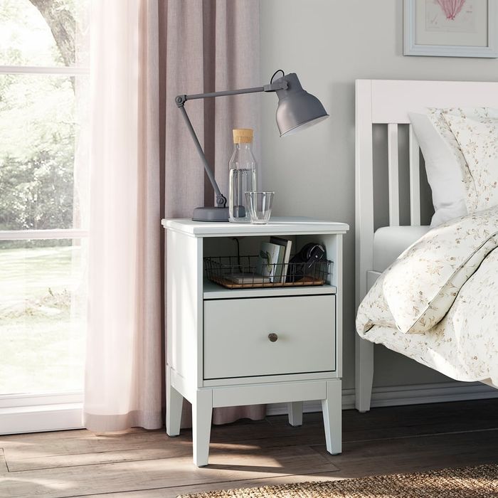 NOVA - IDANÄS IKEA -  Mesa de cabeceira, branca, 47x40 cm - PVP 139€