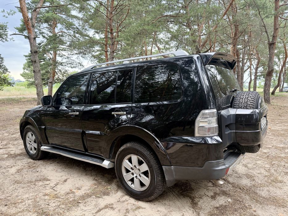 Mitsubishi Pajero Wagon IV 3.0 газ/бензин