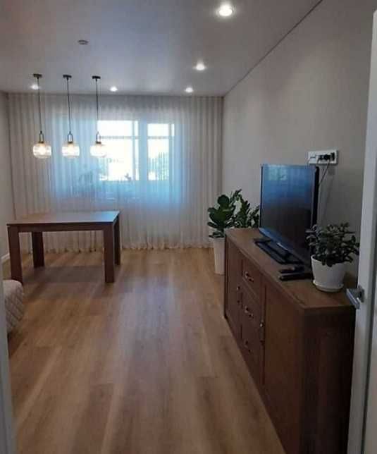 3-кімнатна квартира 74 м² з євроремонтом . Район 1-ї міської лікарні