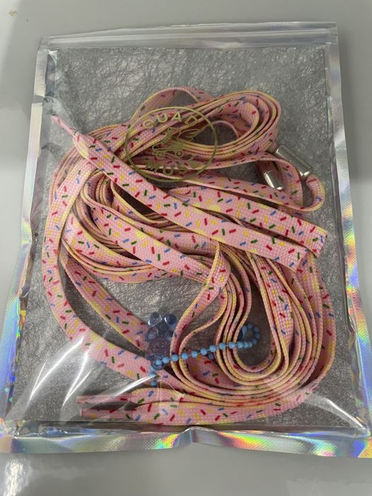 Шнурки для роликів