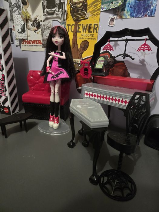 Draculaura die-ner