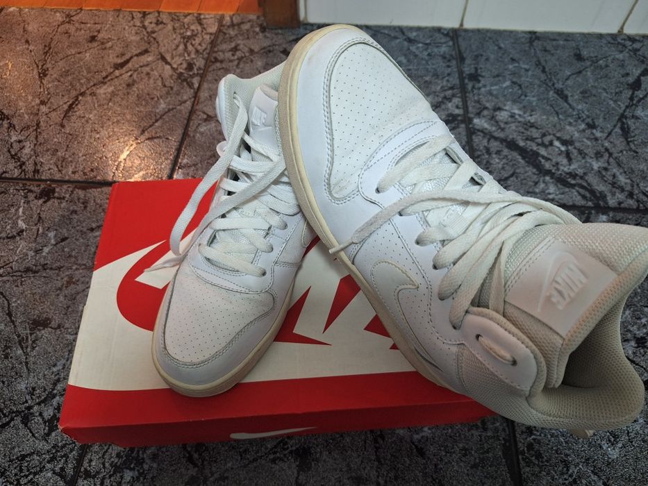 Sapatilhas Nike Brancas