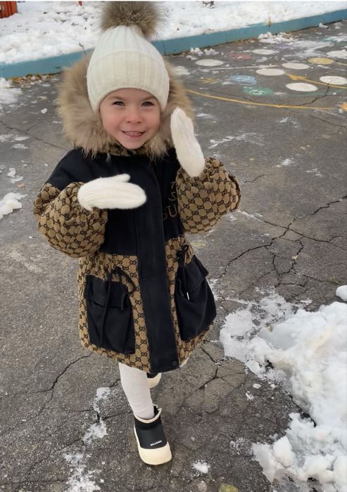 Парка для дівчинки