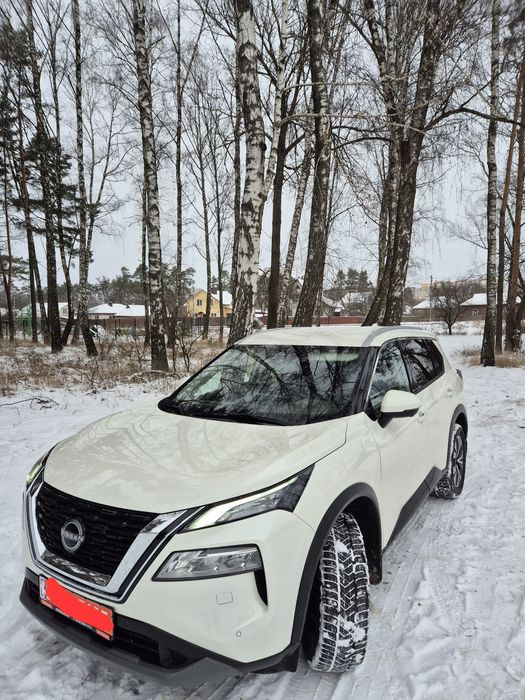 Nissan X-Trail білий перламутр 2023