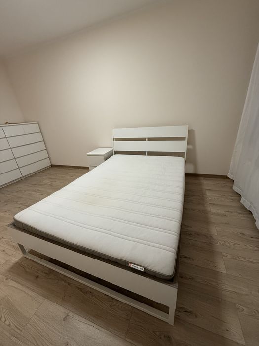 Lozko IKEA z materacem na sprzedaż