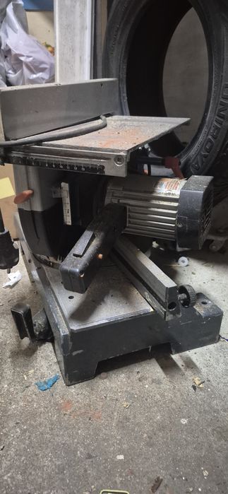 Máquina de corte Alumínio