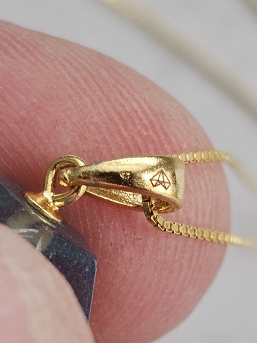 KRÓLEWSKI BŁĘKIT  Naszyjnik Akwamaryn Certyfikat ALGT (3.66g)