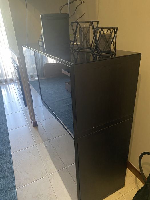 Armários + Estante com portas