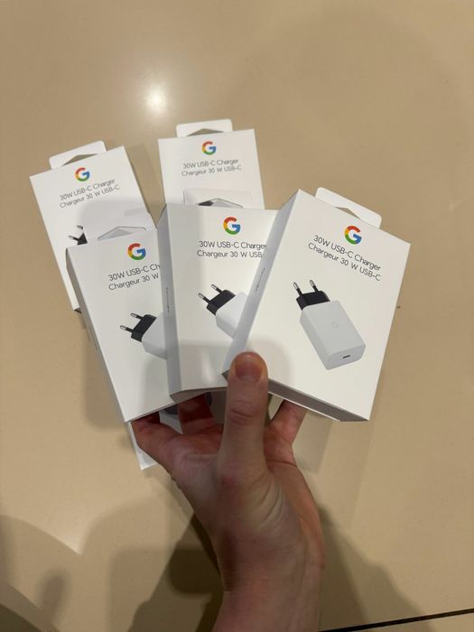 Быстрая зарядка 30 Вт Google Pixel 7 pro  блочок
