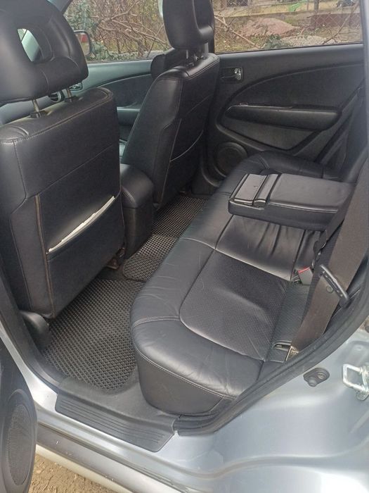 Mitsubishi Outlander 2006