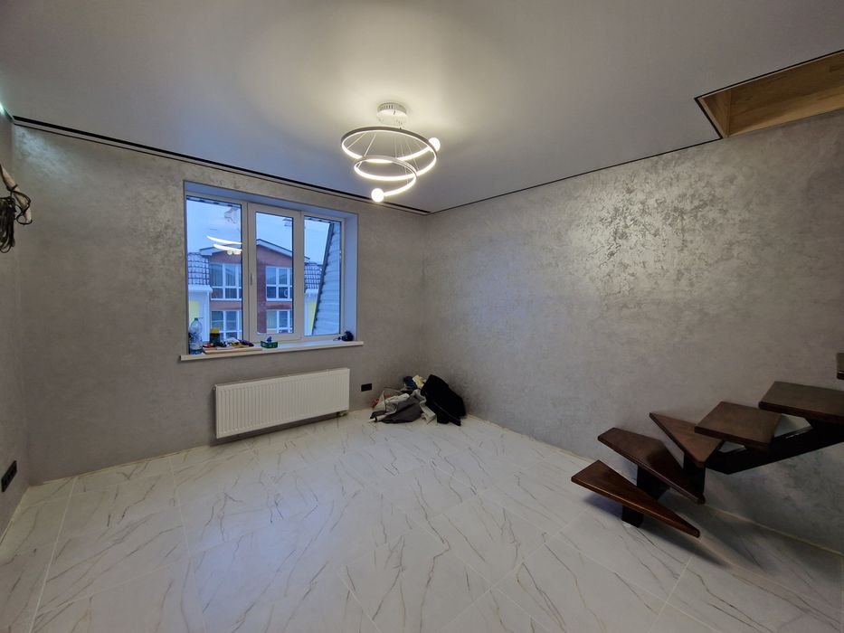 Продається 2 кімнатна квартира Ірпінь.