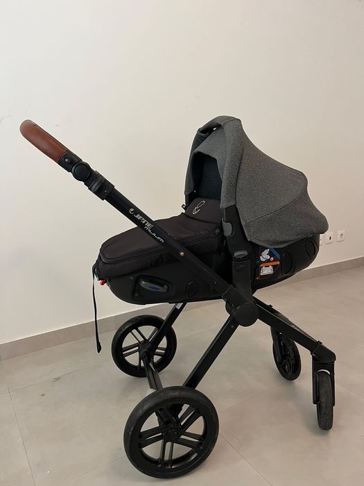 Vendo  Carrinho Jane muum+ ovo Matrix 2 light + cadeira