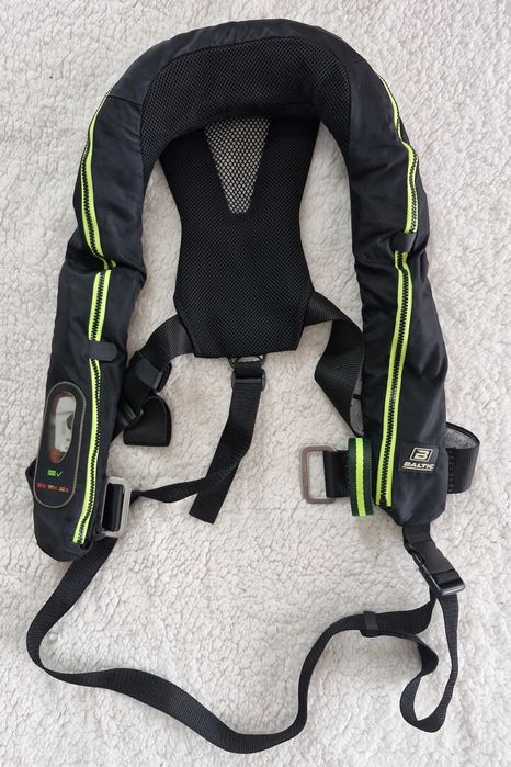 Kamizelka ratunkowa pneumatyczna Baltic Legend Harness SLA uniwersalna