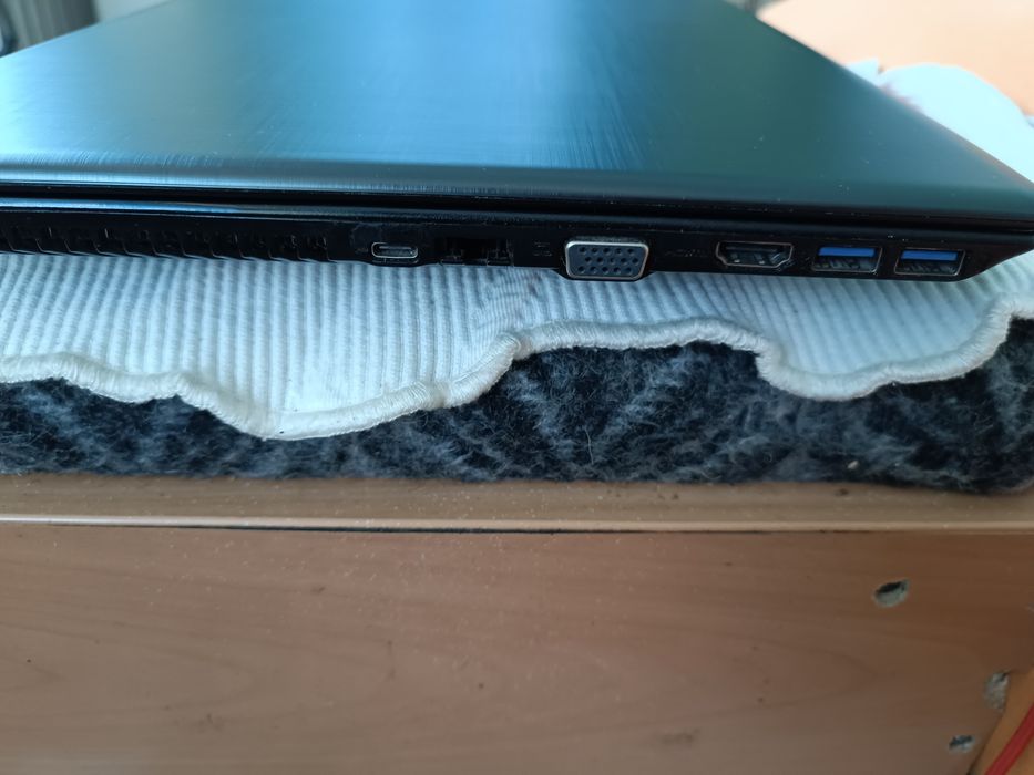 Отличный ноутбук Acer Aspire E5 576g