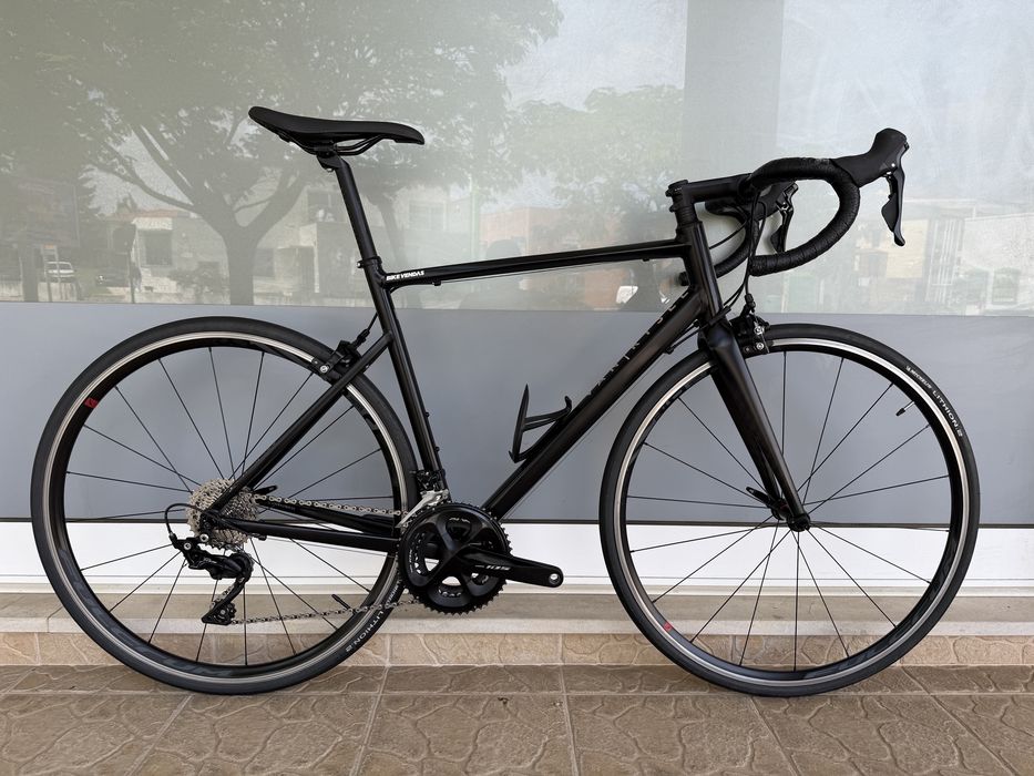 Bicicleta de estrada 11v - Bem equipada!