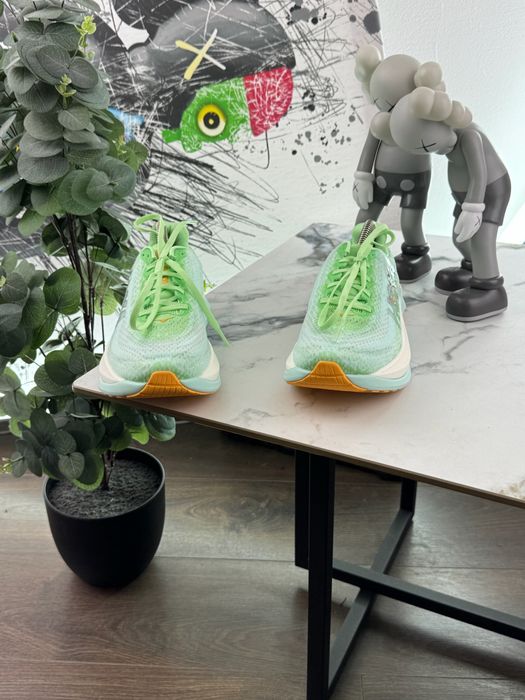 Кросівки Hoka Mach X 39 розмір Е14924