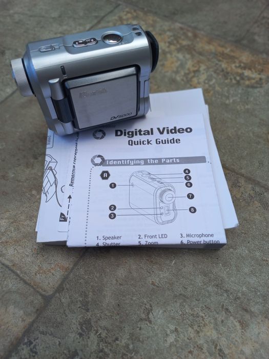 Câmara de Vídeo Digital Retro Mustek DV5000 – Vintage Y2K + Oferta