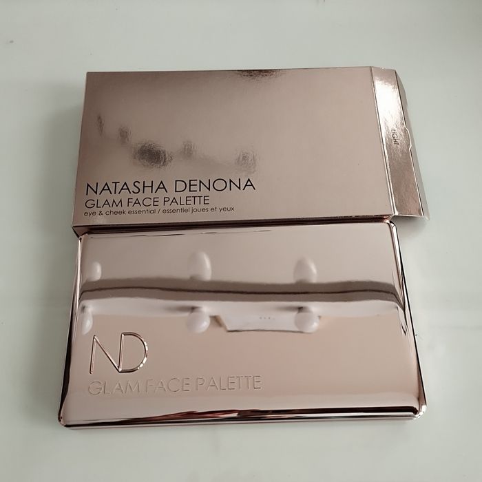Natasha Denona paleta do twarzy glam  eye cheeck essential light