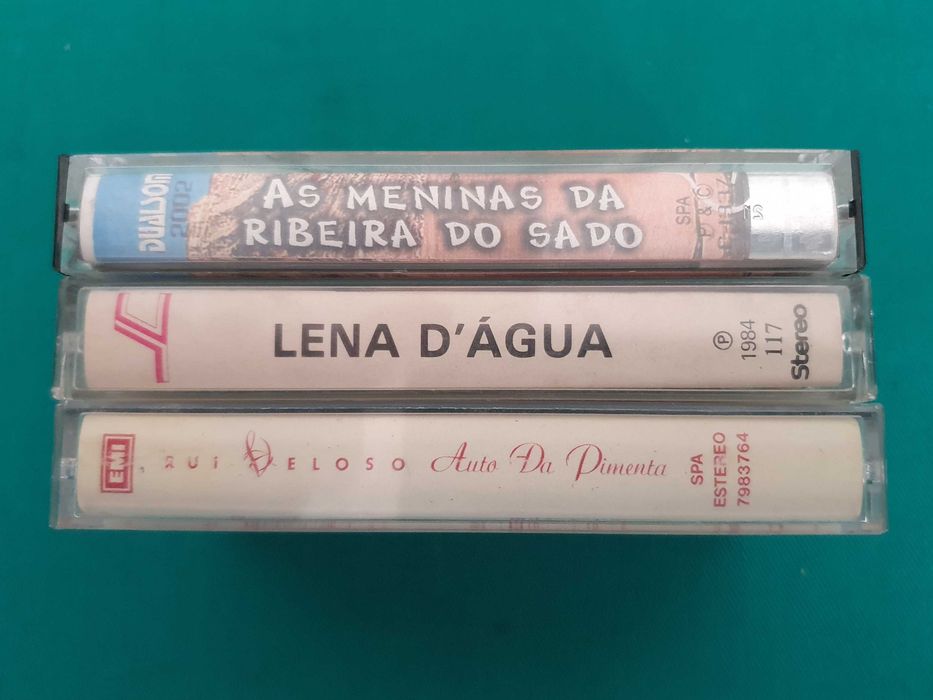 Cassetes de audio vintage: Rui Veloso, Lena D'Água, Fantasias, Meninas