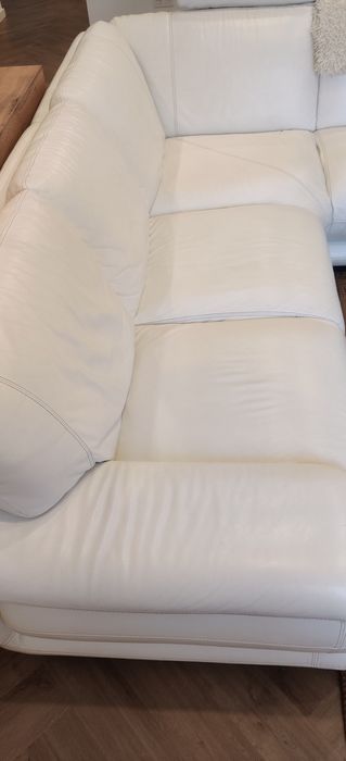 Sofá em Pele Chateau d'ax