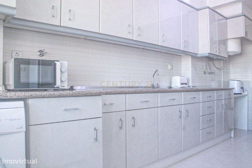 Apartamento T3 em Queluz, Sintra com Vista