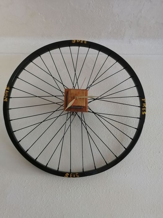 relógio artesanal original