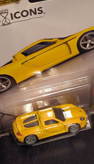 Hot Wheels Porsche Carrera GT Timeless Icons