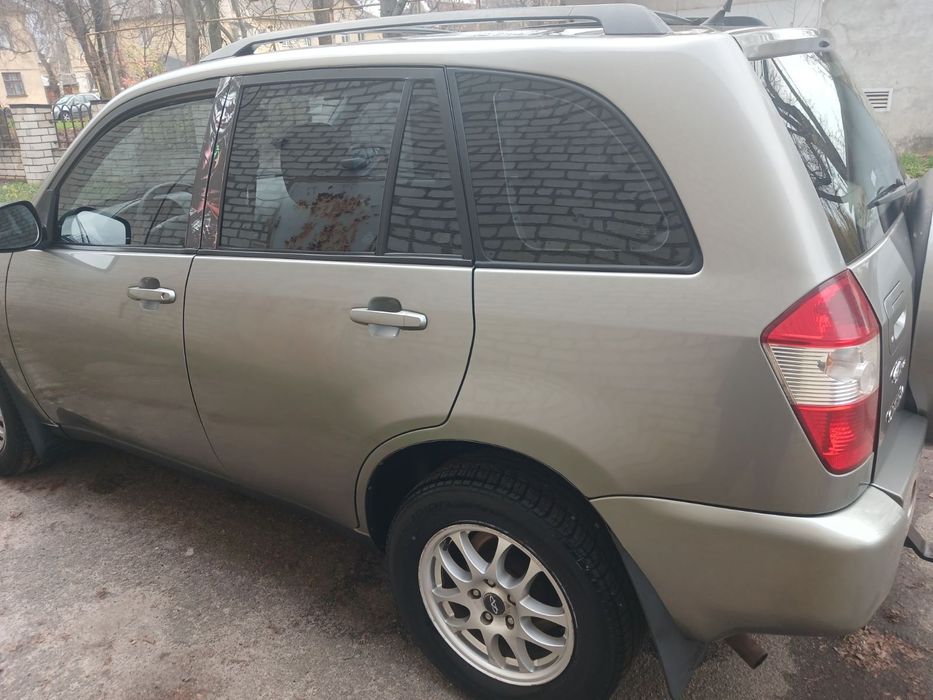 Продам автомобіль черрі тіго 2008р коробка автомат