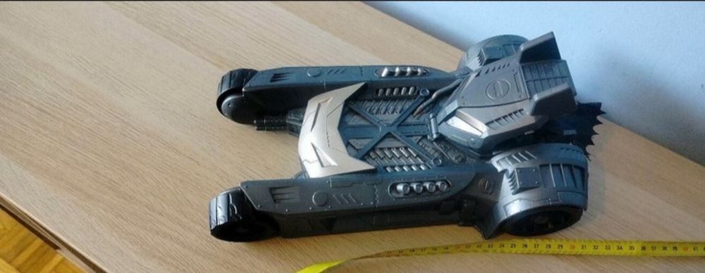 Batman - Veículo Batmobile