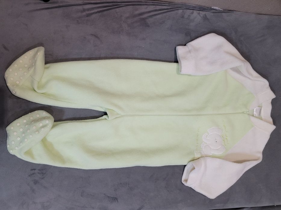 Продам флісовий чоловічок на 3роки. Розмір 98