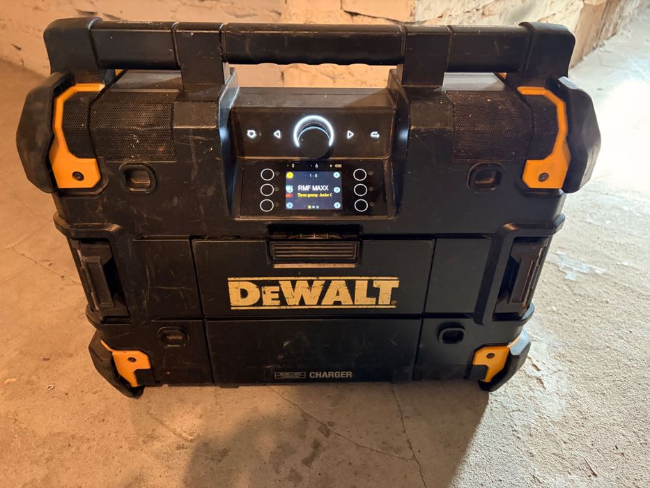 Radio Dewalt Tstak DWST1
