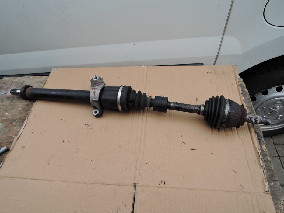 Mini Cooper S R56  1.6 t  174ps  półoś prawa   orginał