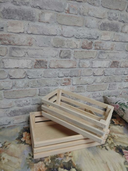 Zestaw skrzynek drewnianych solidne rekwizyt do sesji zdjęciowej