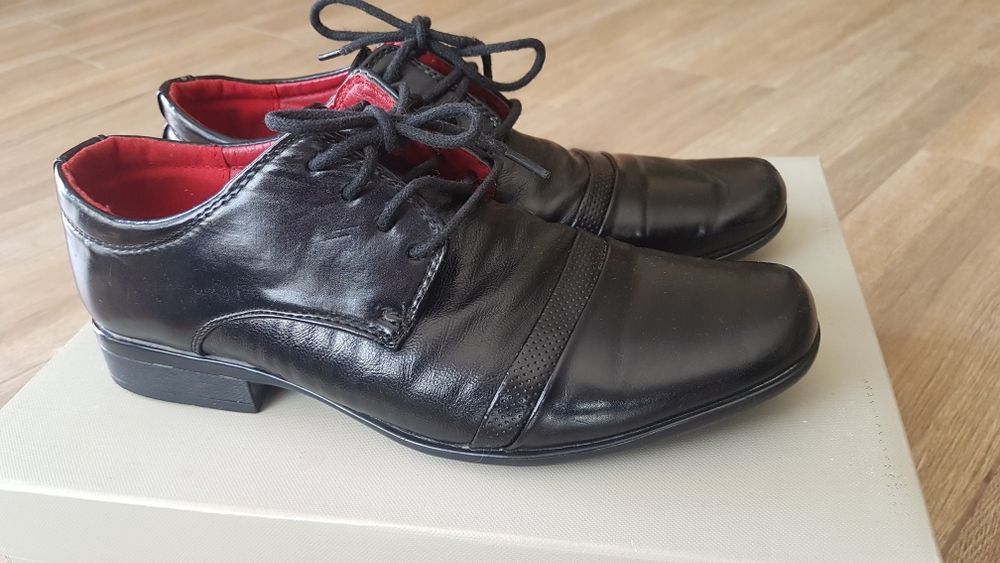 Buty młodzieżowe - dziecięce roz. 37