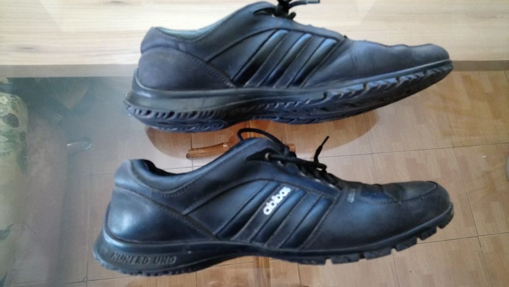 Кросовки ADIDAS кожа, розм. 44.5(по стельке 29см)