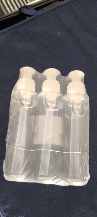 3 álcool gel LaRoche