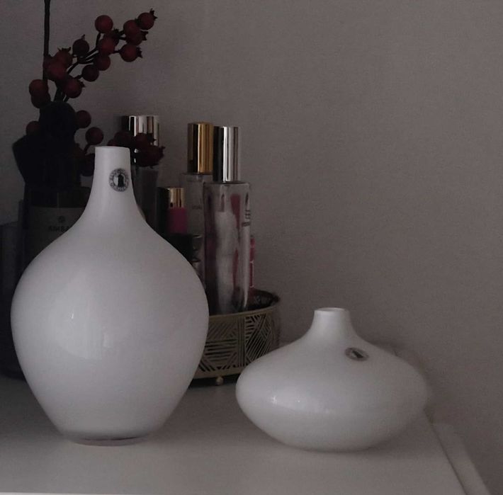 2 jarras de decoração - vidro branco